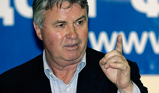 Хиддинк произвел замены в сборной Хиддинк произвел замены в сборной