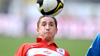 "Спартак" попал на команду Павлюченко "Спартак" попал на команду Павлюченко