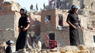 В Египте обрушилось здание с людьми В Египте обрушилось здание с людьми