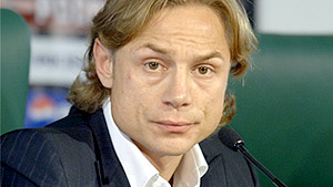 Карпин вернет в раздевалку гробовую тишину Карпин вернет в раздевалку гробовую тишину