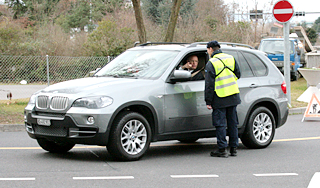 Россиян освободили от штрафов в Европе Россиян освободили от штрафов в Европе