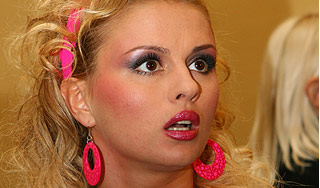 Анна Семенович стала дояркой Анна Семенович стала дояркой