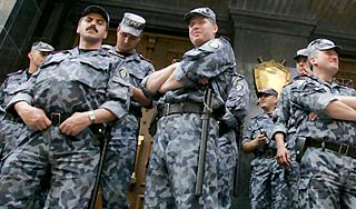 Украинский спецназ вмешался в кризис Украинский спецназ вмешался в кризис