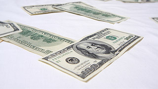 Посольство США вводит новый курс доллара Посольство США вводит новый курс доллара