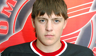 В Чехове у хоккеиста остановилось сердце В Чехове у хоккеиста остановилось сердце