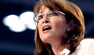 Мадонна снова обрушилась на Сару Пэйлин Мадонна снова обрушилась на Сару Пэйлин