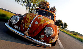 В Польше вошли в моду ржавые автомобили В Польше вошли в моду ржавые автомобили