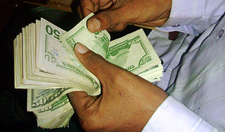 Пираты похвастались квартирами и женами Пираты похвастались квартирами и женами