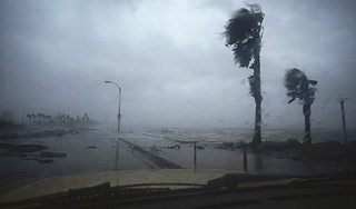 Тропические курорты ожидают удара стихии Тропические курорты ожидают удара стихии