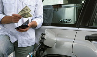 Нефтяников заставят снизить цены на бензин Нефтяников заставят снизить цены на бензин