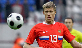 Известный писатель раскритиковал Погребняка Известный писатель раскритиковал Погребняка