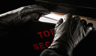 Супруги продавали тайны России в Азию Супруги продавали тайны России в Азию