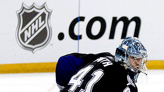 НХЛ испытывает финансовые трудности НХЛ испытывает финансовые трудности