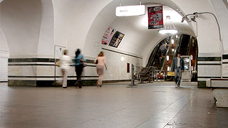 В метро произошла перестрелка В метро произошла перестрелка