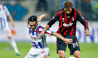 Лучший бомбардир еврокубков помог "Милану" Лучший бомбардир еврокубков помог "Милану"