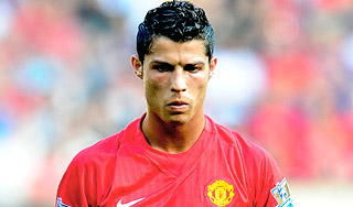 Роналду хочет получить "Золотой мяч" Роналду хочет получить "Золотой мяч"