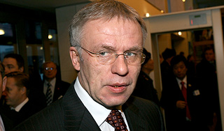 Вячеслав Фетисов стал сенатором Вячеслав Фетисов стал сенатором