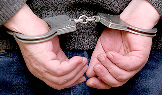 Угонщик самолета "Адлер-Москва" арестован Угонщик самолета "Адлер-Москва" арестован