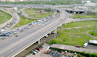 Проезд по платной трассе ударит по карману Проезд по платной трассе ударит по карману