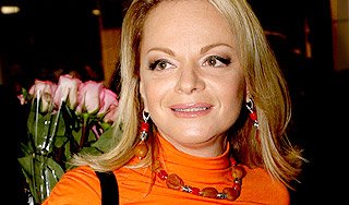 Ларисе Долиной не везет с самолетами Ларисе Долиной не везет с самолетами