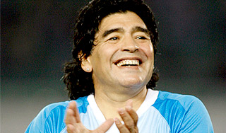 Марадона возглавит сборную Аргентины Марадона возглавит сборную Аргентины