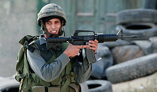 Израиль заблокировал сектора Газа Израиль заблокировал сектора Газа