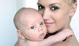 Гвен Стефани показала маленького сына Гвен Стефани показала маленького сына