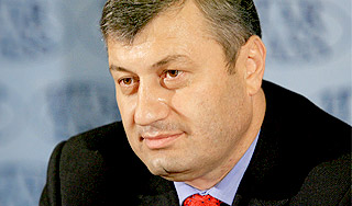 Южная Осетия получила первое правительство Южная Осетия получила первое правительство