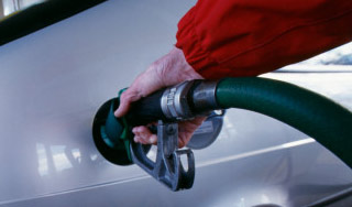 В Москве начали выдавать бесплатный бензин В Москве начали выдавать бесплатный бензин