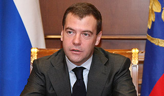 Медведев передал привет Фиделю Кастро Медведев передал привет Фиделю Кастро