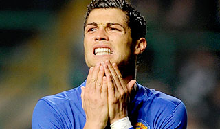 Роналду шантажирует "Манчестер Юнайтед" Роналду шантажирует "Манчестер Юнайтед"