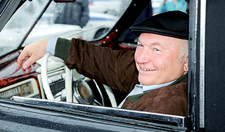 Лужков назвал ГИБДД причиной пробок Лужков назвал ГИБДД причиной пробок