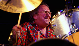 Скончался барабанщик Джимми Хендрикса Скончался барабанщик Джимми Хендрикса