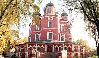 Донскому монастырю вернули мощи Донскому монастырю вернули мощи