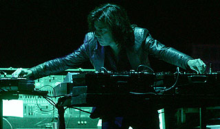 Русский ученый помог Жану Мишелю Жарру Русский ученый помог Жану Мишелю Жарру