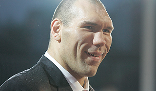 Валуев вызвал Кличко на ринг Валуев вызвал Кличко на ринг