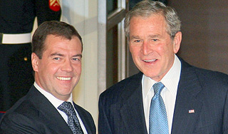 Медведев попрощается с Бушем в Лиме Медведев попрощается с Бушем в Лиме