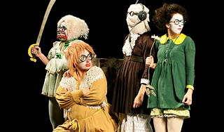 "Лицедеи" отвоевали Москву у Полунина "Лицедеи" отвоевали Москву у Полунина