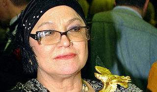 Нину Русланову увезли на "скорой" Нину Русланову увезли на "скорой"