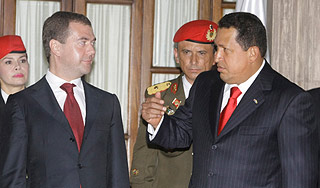 Дмитрий Медведев приехал в гости к Чавесу Дмитрий Медведев приехал в гости к Чавесу