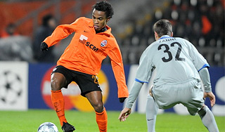 "Шахтер" забил пять мячей в Лиге чемпионов "Шахтер" забил пять мячей в Лиге чемпионов