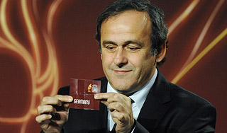 Платини призвал переписать законы ЕС Платини призвал переписать законы ЕС