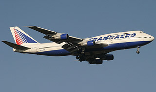 Пьяный пассажир пытался захватить самолет Пьяный пассажир пытался захватить самолет