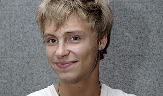 Необычная любовь героя "Кадетства" Необычная любовь героя "Кадетства"