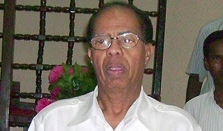 Президент Сомали уволил премьера Президент Сомали уволил премьера