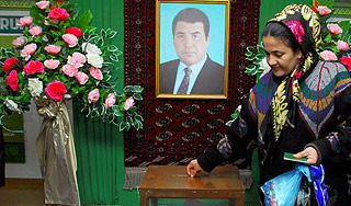 Туркмения выбрала новую власть Туркмения выбрала новую власть