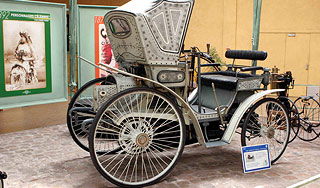 Первый представительский автомобиль мира Первый представительский автомобиль мира