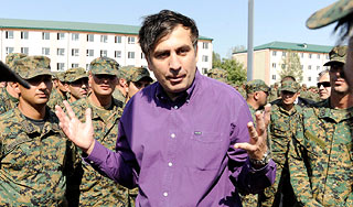 Грузины отказываются служить Саакашвили Грузины отказываются служить Саакашвили