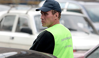 Лужков разозлился на платные парковки Лужков разозлился на платные парковки