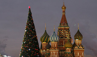 Кремль встречает главную елку страны Кремль встречает главную елку страны